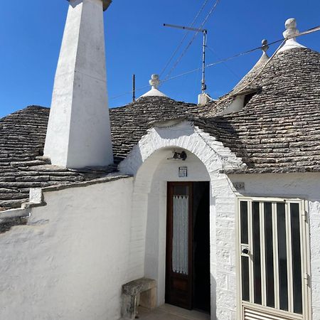 Апартаменты A Due Passi Dal Centro - Trullo Альберобелло Экстерьер фото